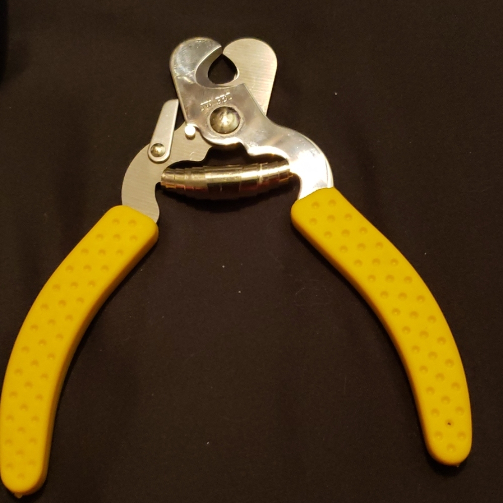 Dog clippers